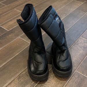 Kids Black Snow Boots